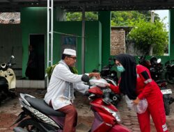 “Proyek Tol Probowangi Gelar Jumat Berkah di Ponpes Nurul Huda”